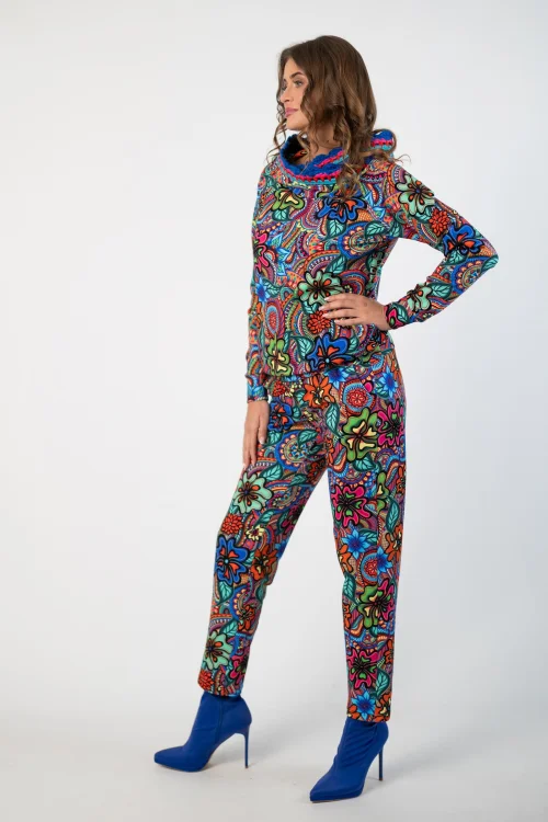 bluza z kapturem i sydełkową koronką i spodnie kolorowe luźne kolekcja DOLCE blue marka VIPPI DESIGN  (20).jpg