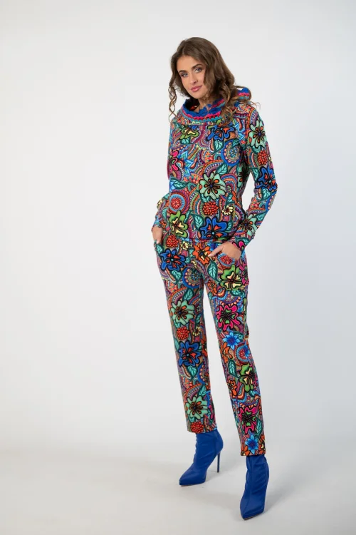 bluza z kapturem i sydełkową koronką i spodnie kolorowe luźne kolekcja DOLCE blue marka VIPPI DESIGN  (21).jpg
