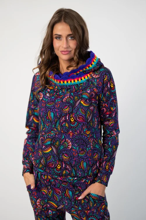 bluza z kapturem i szydełkową koronką kolekcja FABLE marka VIPPI DESIGN  (19).jpg