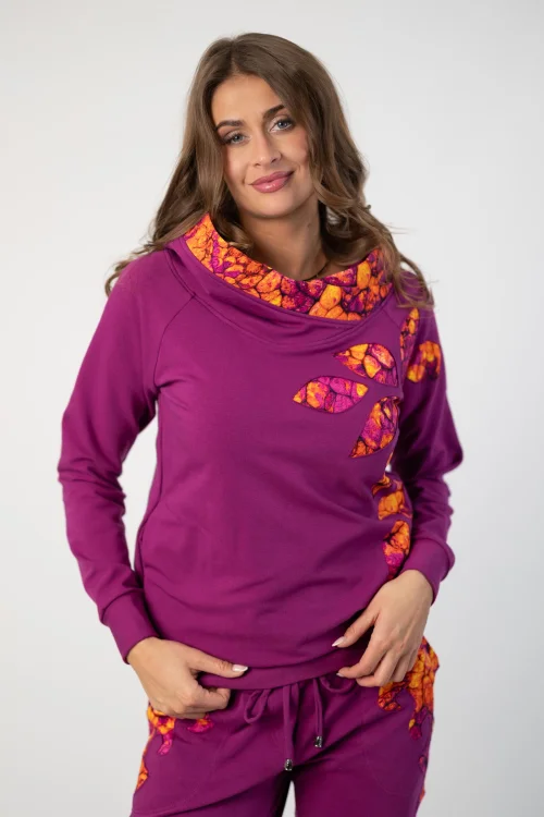 bluza cyklamenowa z kapturemi i aplikacjamiI kolekcja AMBER  marka VIPPI DESIGN (12).jpg