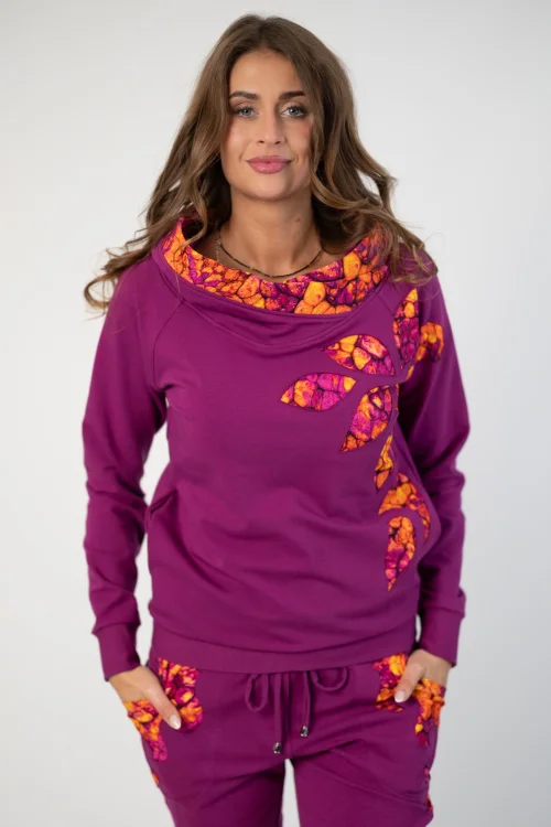 bluza cyklamenowa z kapturemi i aplikacjamiI kolekcja AMBER  marka VIPPI DESIGN (3).jpg